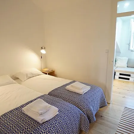 Mouraria Apartments-3
